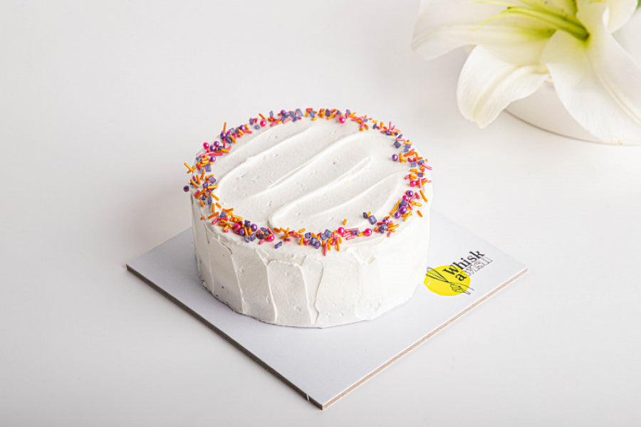 Eggless Classic Vanilla Birthday Cake