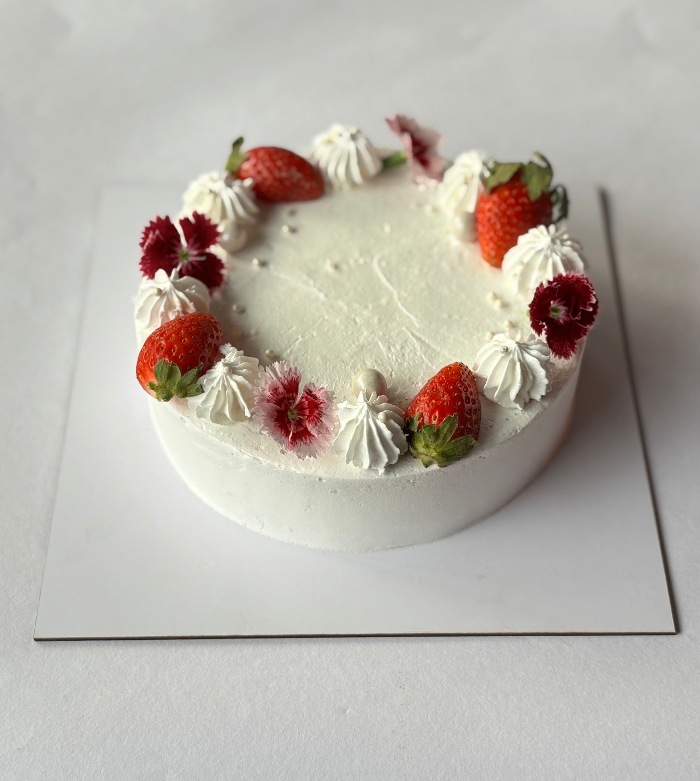 Vegan Vanilla Strawberry Cake